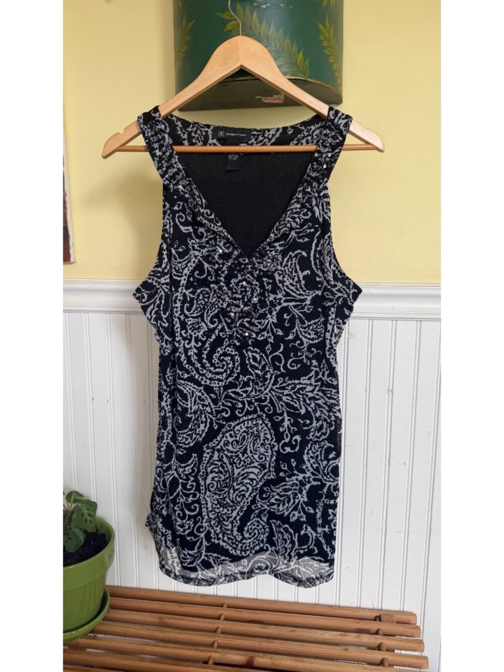 INC International Concepts Black & White Paisley Print Sleeveless Top XL Nylon B